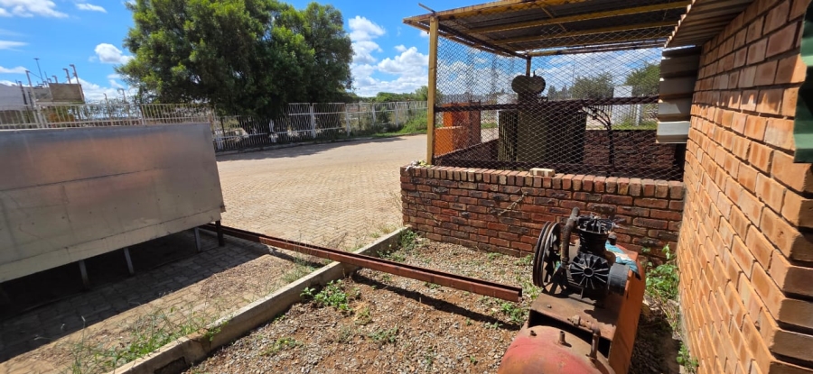 Commercial Property for Sale in Uraniaville North West